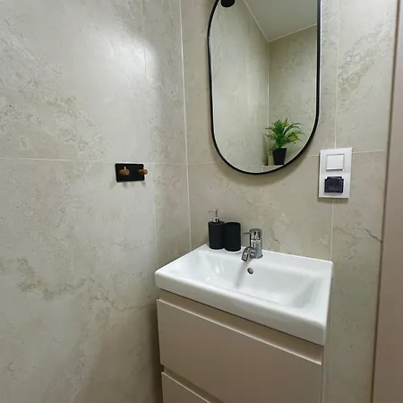 Appartement Cozy Near The Airport And The Medical Of *